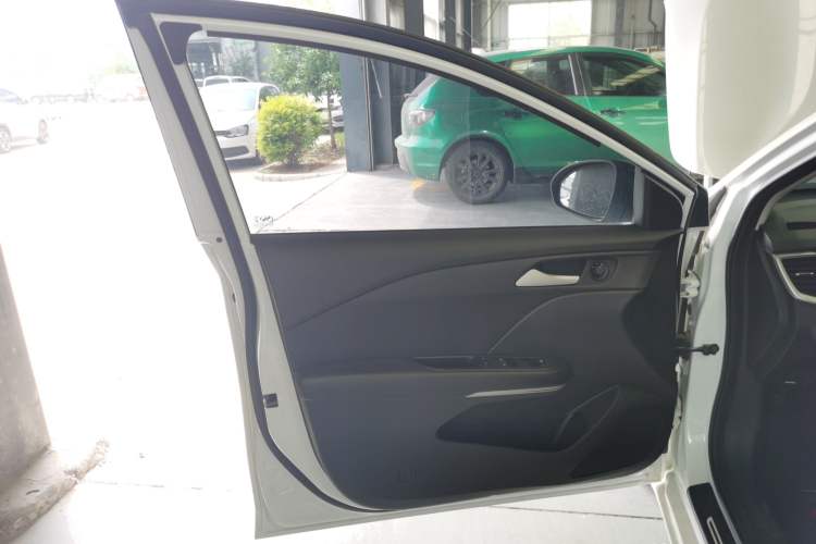 Used Chevrolet Monza 2019 Redline 320T Dual-Clutch Sporty Version China VI Standard