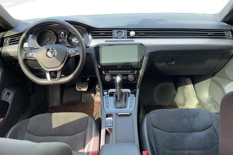 Used Volkswagen FAW-Volkswagen CC 2019 330TSI Huayan Edition China VI