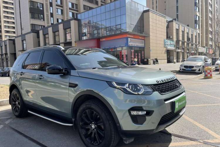 Used Land Rover Discovery Sport 2018 240 PS SE Version