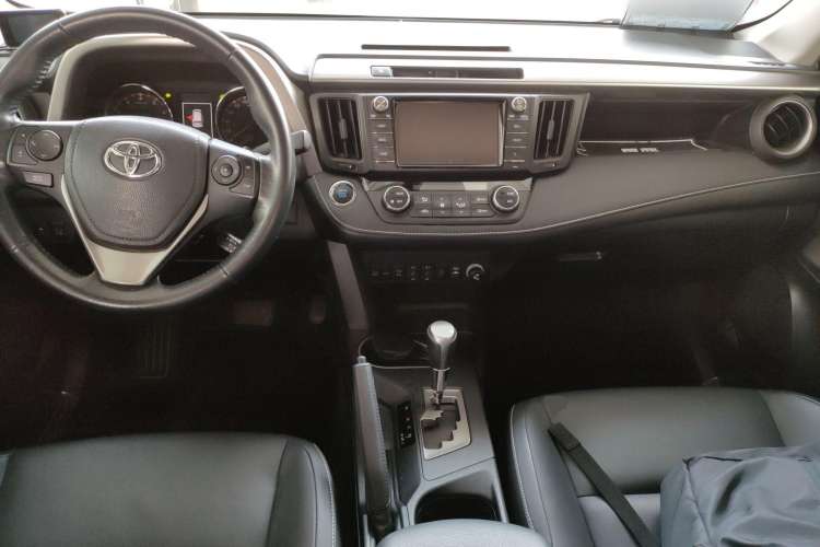 Used Toyota RAV4 2016 2.5L Automatic 4x4 Elite Edition