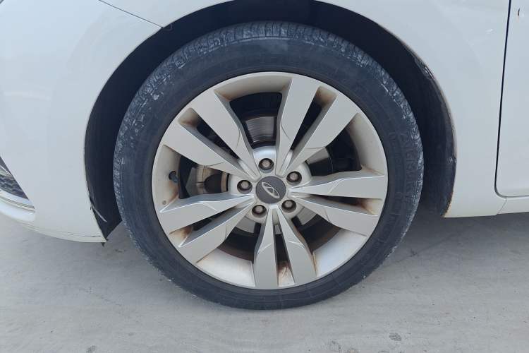 Used Chery Arrizo 5 2016 1.5L CVT Trendsetting Edition