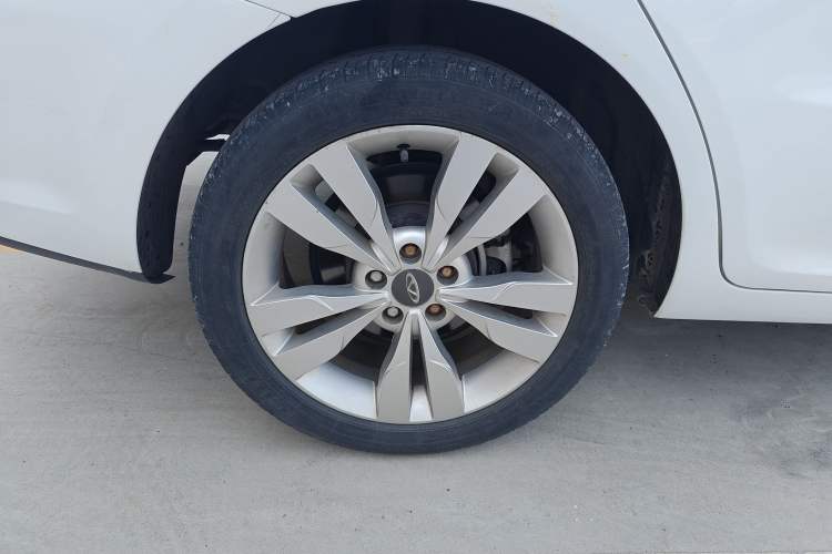 Used Chery Arrizo 5 2016 1.5L CVT Trendsetting Edition