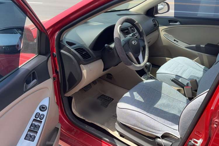 Used Hyundai Verna (older generation) 2014 1.4L Automatic Smart GLS
