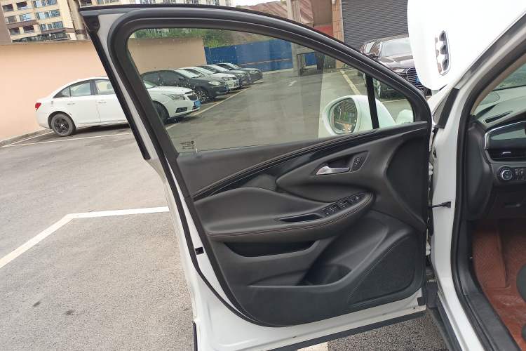 Used Buick Envision 2017 20T Two-Wheel Drive Leading Version
