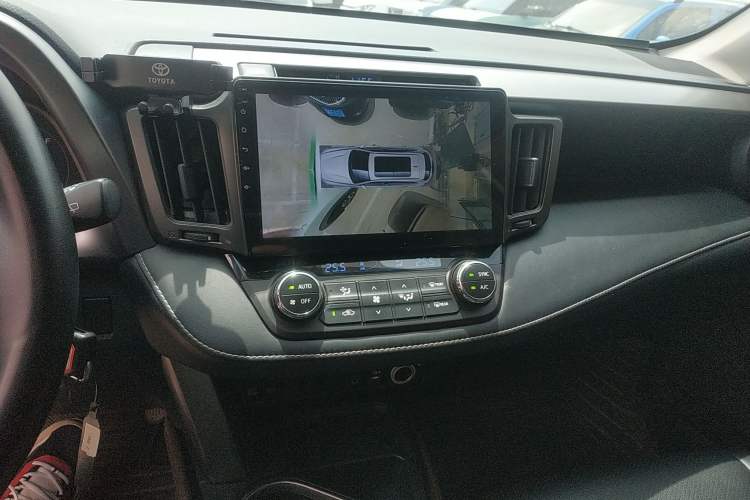 Used Toyota RAV4 2019 2.0L CVT Two-Wheel Drive Pioneer Edition China V Standard