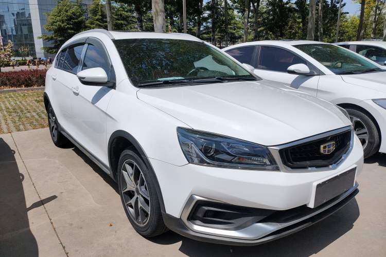 Used Geely Auto Vision S1 2019 Upgraded Model 1.5L CVT Luxury Version

