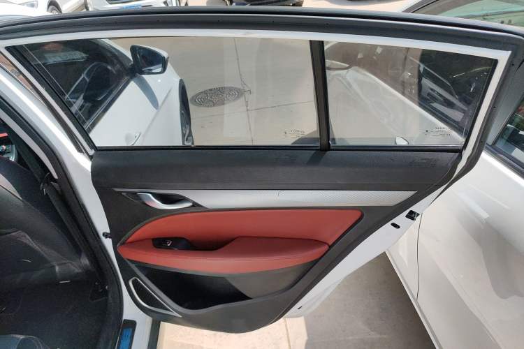 Used Geely Auto Vision S1 2019 Upgraded Model 1.5L CVT Luxury Version
