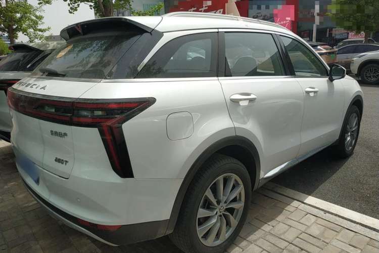 Used Venucia Star 2023 260T Starful Achievement Edition Pro