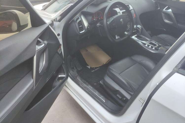 Used DS 5 2015 1.6T Elegant Edition THP160