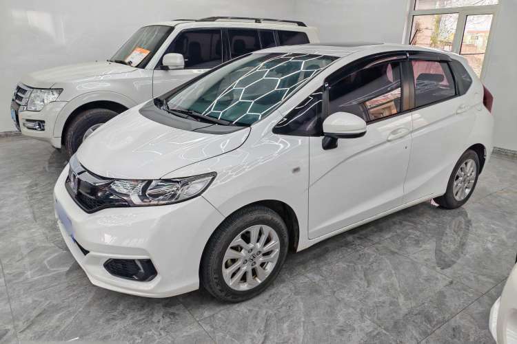 Used Honda Fit 2018 1.5L CVT Comfort Sunroof Version