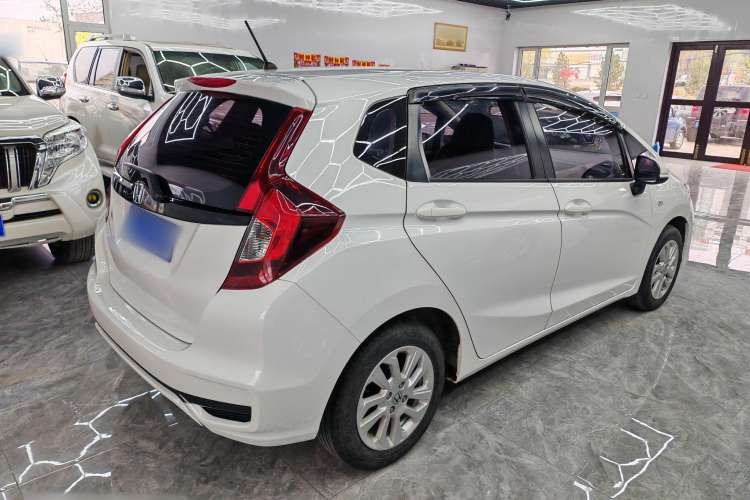 Used Honda Fit 2018 1.5L CVT Comfort Sunroof Version