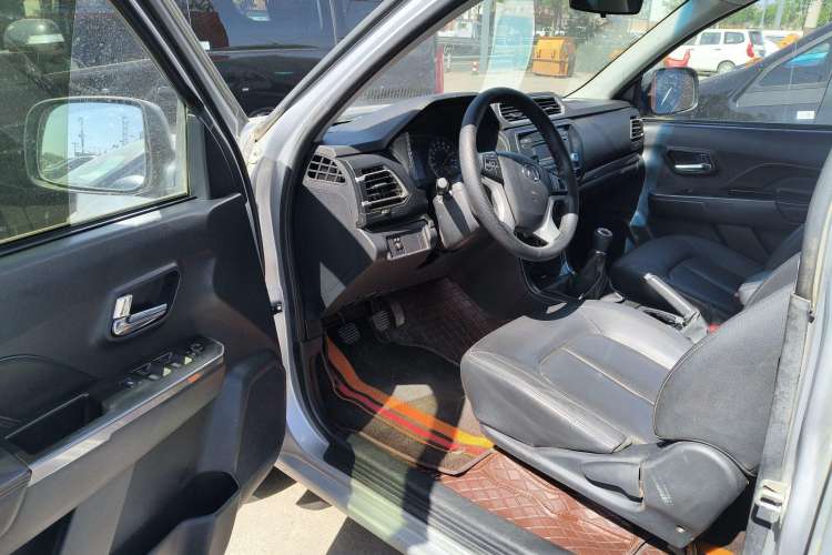 Used Great Wall Wingle 5 2017 2.4L European-spec Gasoline 2WD Navigation Model Big Double Cab – 4G69S4N