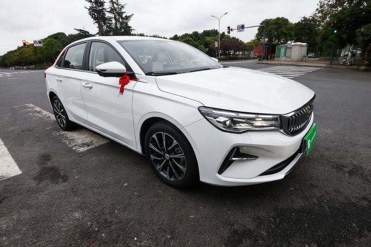 Used Geely Auto Emgrand 2026 Model 4th Generation 4 Millionth Anniversary Edition 1.5L CVT Feiyue Edition
