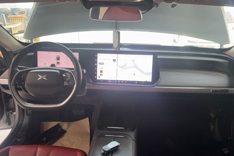 Used XPeng P7 2022 670E+