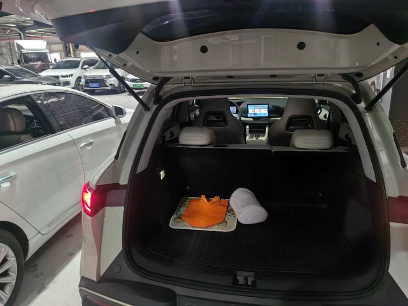 Used BYD Yuan UP 2024 401 km Active Version — 16
