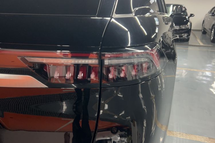 Used Chery Tiggo 9 C-DM 2025 1.5T 106KM Enjoy Edition 5 Seats Lithium-Ion Battery Right Rear Taillight