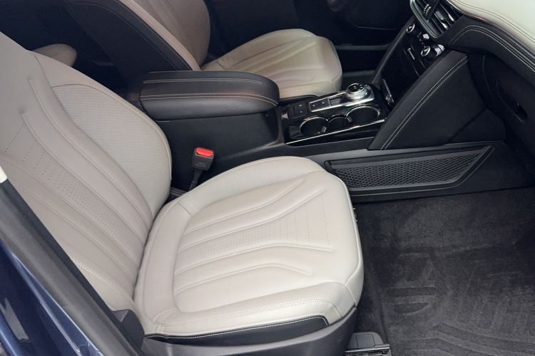 Used Ford Escape 2020 EcoBoost 245 Four-Wheel Drive Titanium Edition