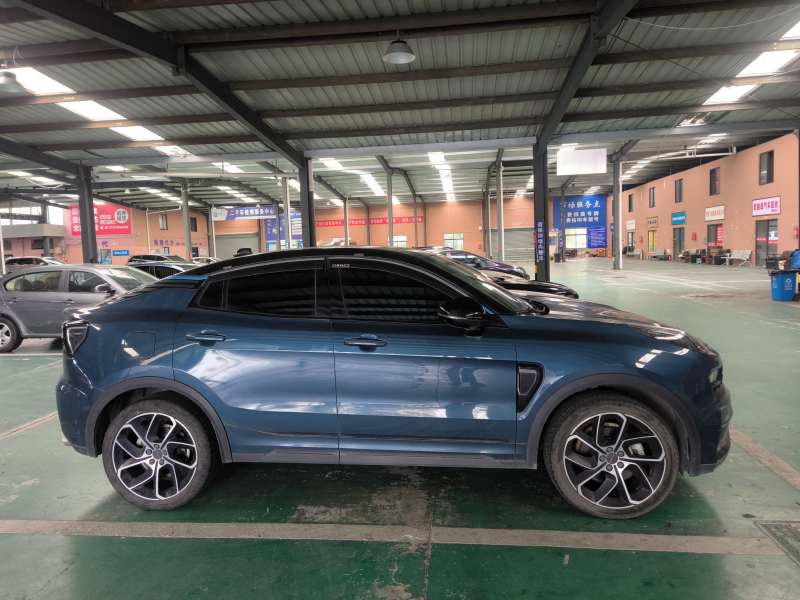 Used Lynk & Co 05 2020 2.0TD Two-Wheel Drive Shine Halo — 25
