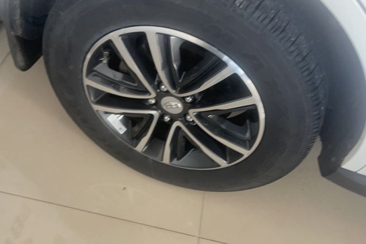 Used Geely Auto Vision X6 2019 1.4T Manual 4G Connect Premium Version China VI Standard
