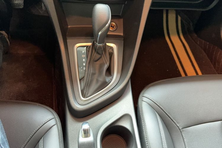 Used Buick GT 2021 Revised Version Flagship 1.5L Automatic Elite Edition Gear Lever