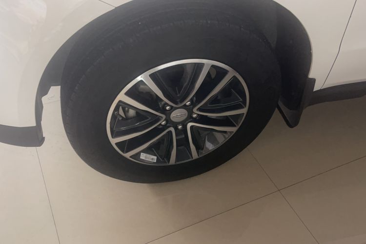 Used Geely Auto Vision X6 2019 1.4T Manual 4G Connect Premium Version China VI Standard
