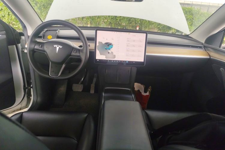 Used Tesla Model Y 2022 Rear-Wheel-Drive Version
