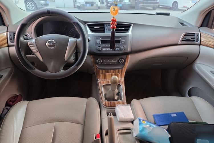 Used Nissan Sylphy 2012 1.6 XL Manual Luxury Edition
