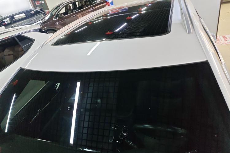 Used Cadillac XT5 2021 28T Luxury Model Roof