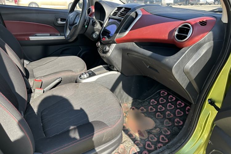 Used CHANGAN Benni 2014 1.4L IMT Luxury Model with Sunroof
