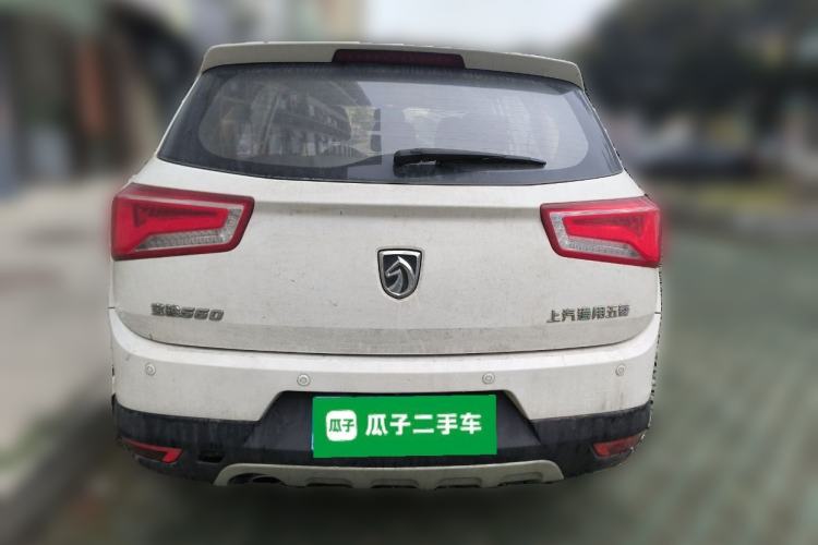 Used Baojun 560 2015 1.8L manual luxury version
