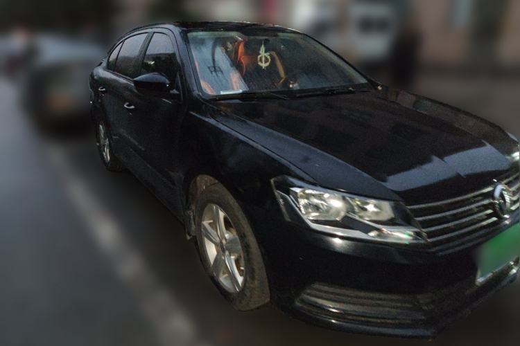 Used Volkswagen Lavida 2017 1.6L Automatic Fashion Edition
