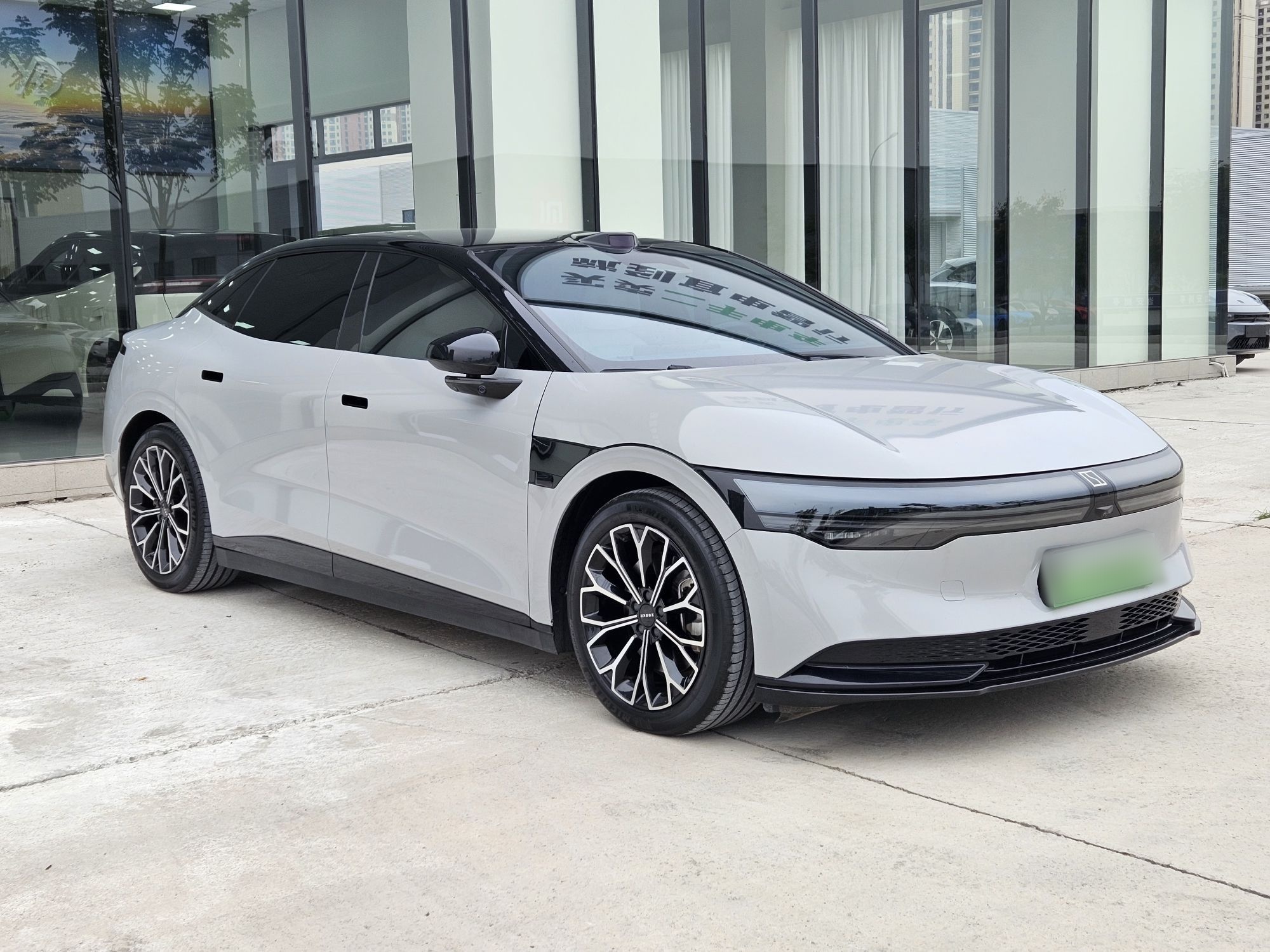 Zeekr 007 2025 Rear-Drive Intelligent Driving Version 75 kWh — снимка 13
