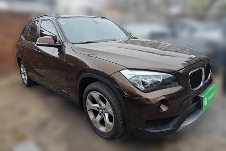 Used BMW X1 2013 sDrive18i Fashion Model Front Right 45 Deg