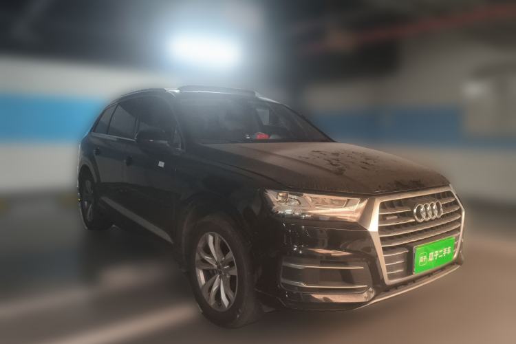 Used Audi Q7 2018 40 TFSI Comfort Model