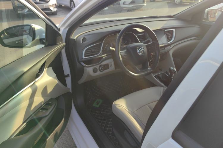 Used Buick GT 2017 15N Manual Elite Version Driver Seat