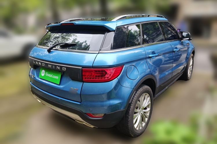 Used Land X7 2015 2.0T Panoramic Prestige Edition Rear Right 45 Deg