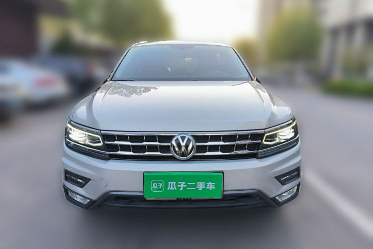 Used Volkswagen Tiguan L 2017 380TSI Automatic All-Wheel-Drive Luxury Edition Front