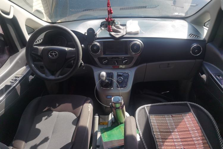 Used JAC Refine M3 2016 IKEA Edition 1.6L Luxury Smart Model