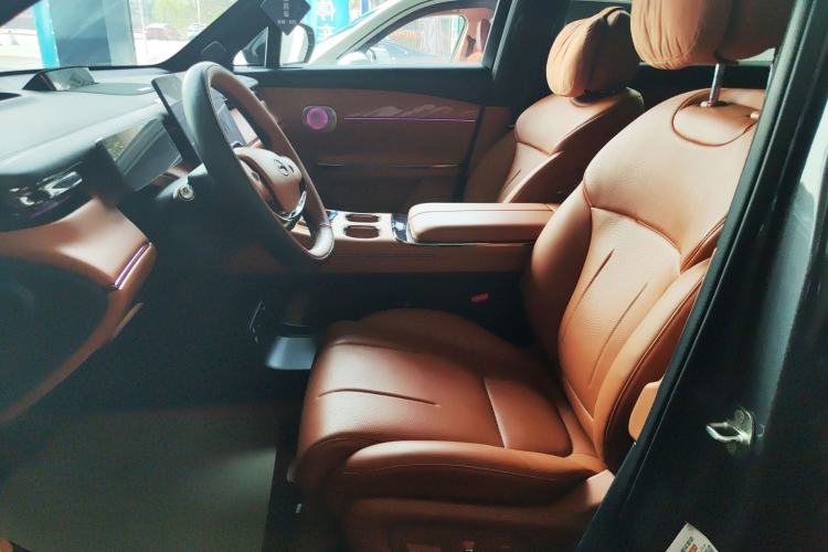 Used GAC Trumpchi Xiangwang S7 2025 205 km Max LiDAR Version Left Front Seat