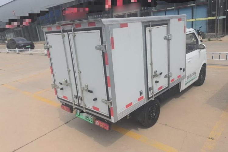 Used Chengshi X2 2022 Wealth Edition Single-Row Box-Type Transport Vehicle
