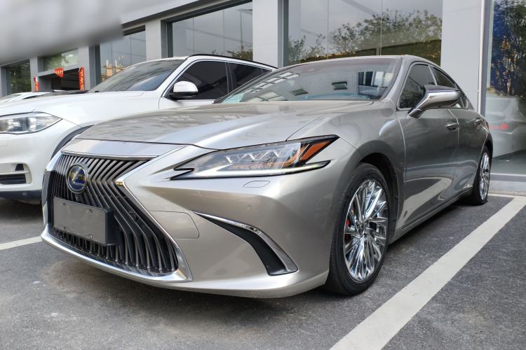 Used Lexus ES 2020 300h Executive Edition