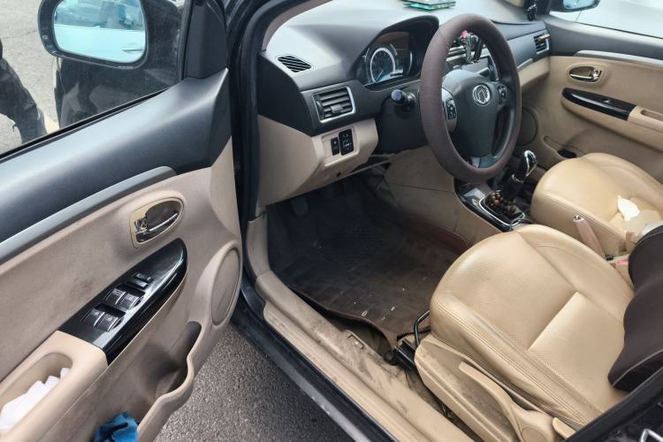 Used Great Wall C30 2013 New Vision Edition 1.5L Manual ZhiShang Model Driver Seat