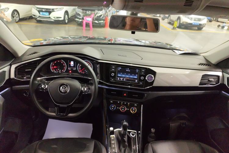 Used Volkswagen Tayron 2019 330TSI Two-Wheel Drive Luxury Model China VI Standard