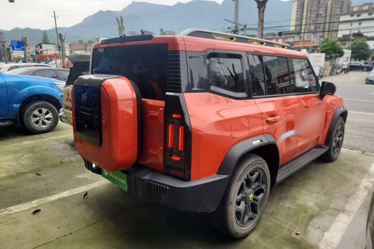 Used JETOUR Shanhai Traveler C-DM 2024 C-DM 208KM Mountain & Wilderness Edition Rear Right 45 Deg