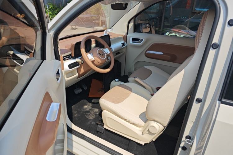 Used Wuling Hongguang MINIEV 2024 3rd Generation 215km Youth Edition Driver Seat