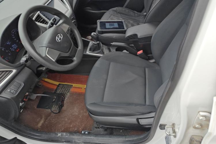 Used Hyundai Verna (new generation) 2016 1.4L Manual Cool Edition GLS