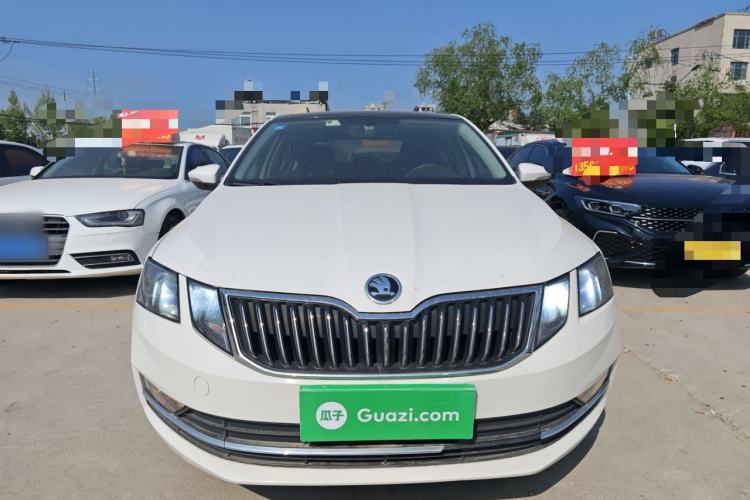 Used Skoda Octavia 2020 1.5L Automatic SmartDrive Luxury Edition Front