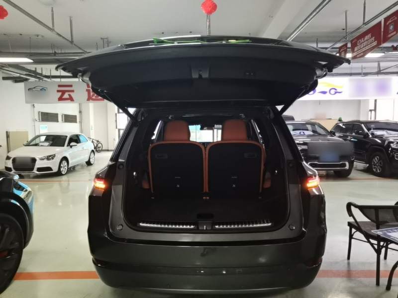 Used Li Auto L9 2024 Pro Model — 18