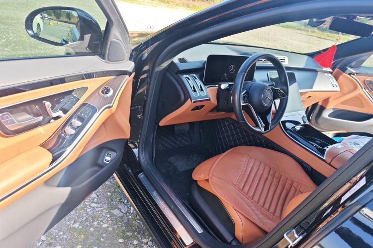 Used Mercedes-Benz S-Class 2021 S 400 L Business Model Interior 3