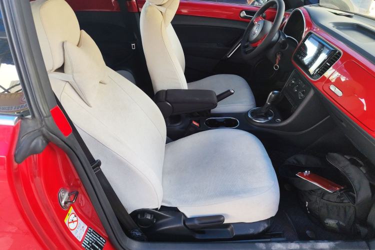 Used Volkswagen Beetle 2014 1.2TSI Fashion Edition Right Front Seat